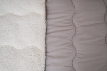 Single jorgan s krznom, siva boja