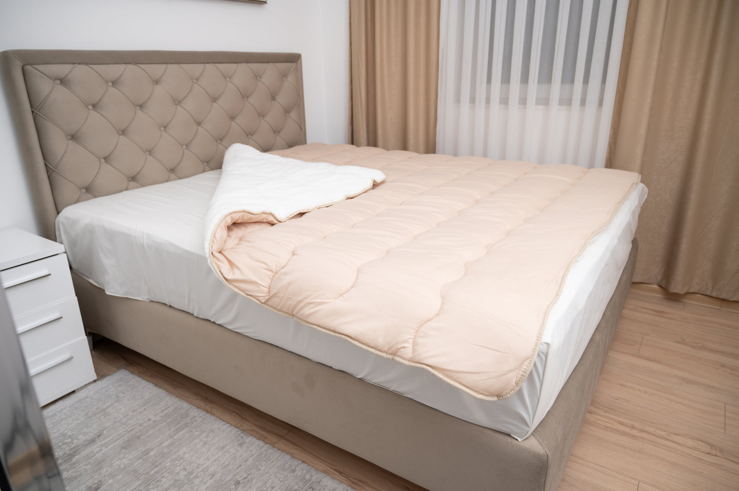 Bračni jorgan s krznom, roze boja