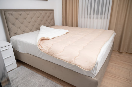 Bračni jorgan s krznom, roze boja